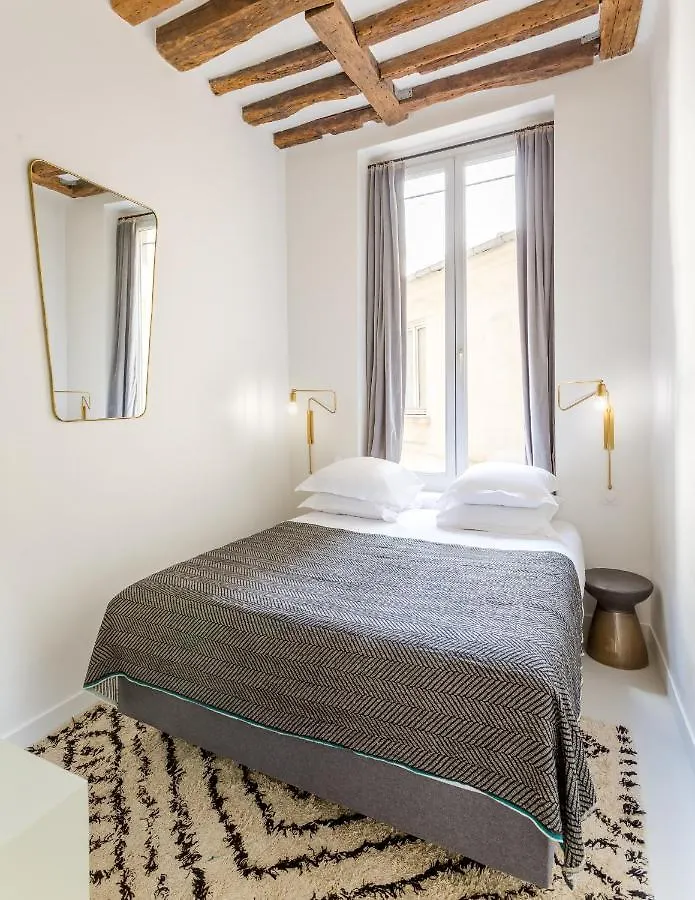 Habitat Parisien - 2Br-2Ba - Marais - Hotel De Ville