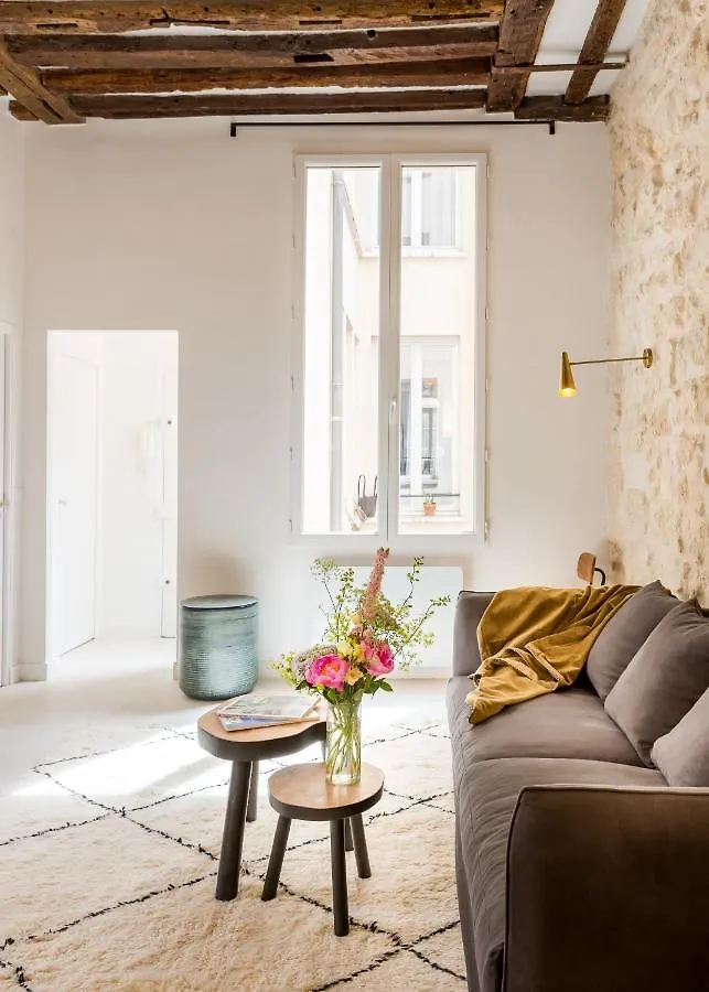 Apartment Habitat Parisien - 2Br-2Ba - Marais - Hotel De Ville France